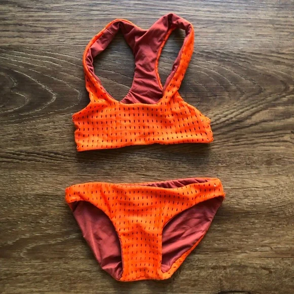 Acacia Honey Lava Red Mesh Set - Picture 1 of 3